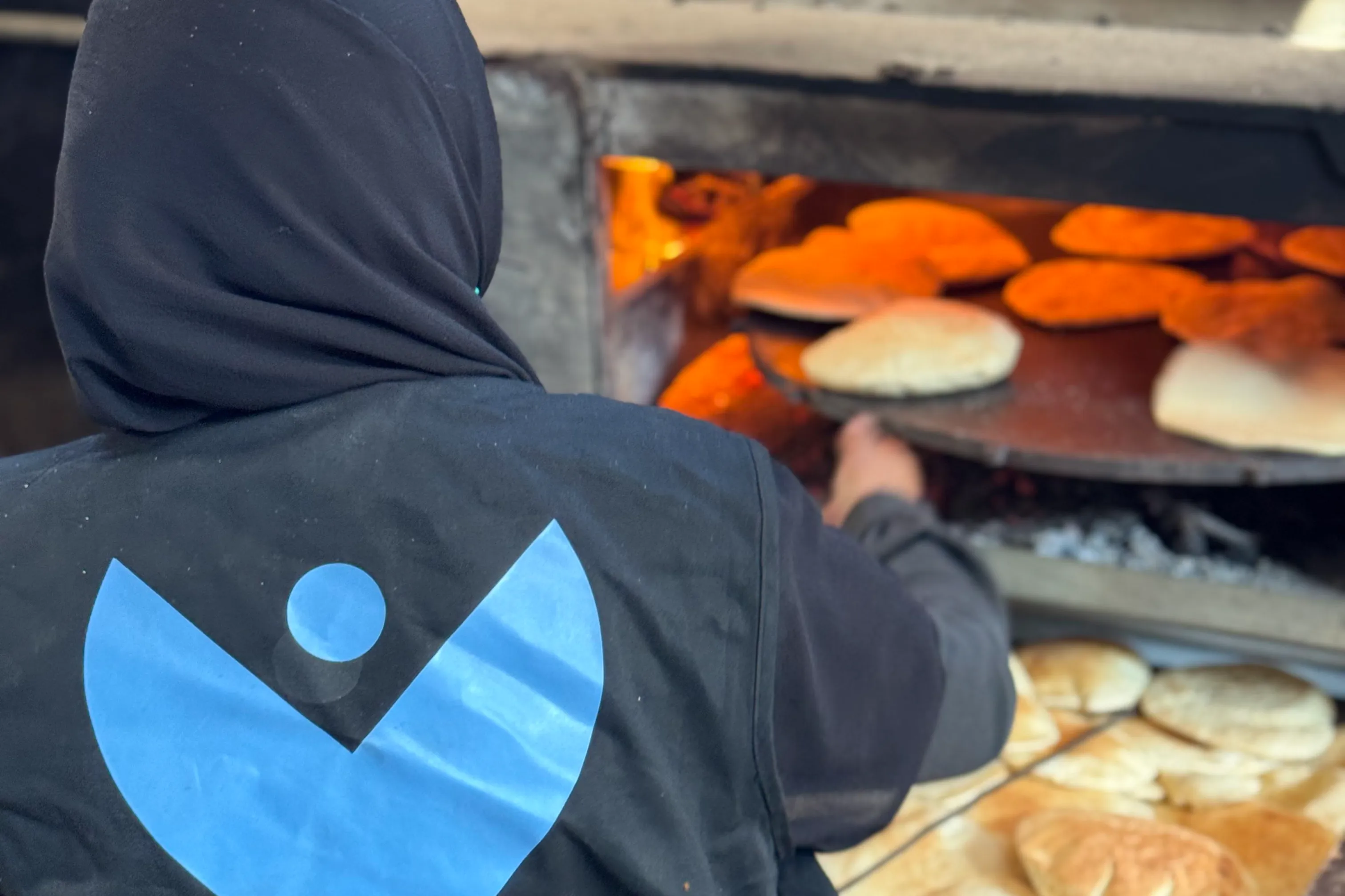 مشروع تجهيز الخبز اليومي للمحتاجين